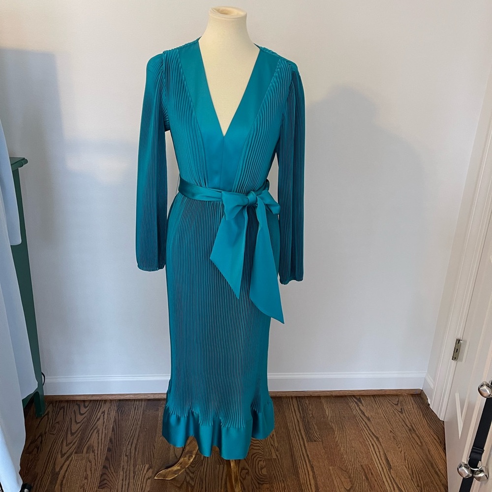 Milly Vivianna Pleated Satin midi dress in teal size 6